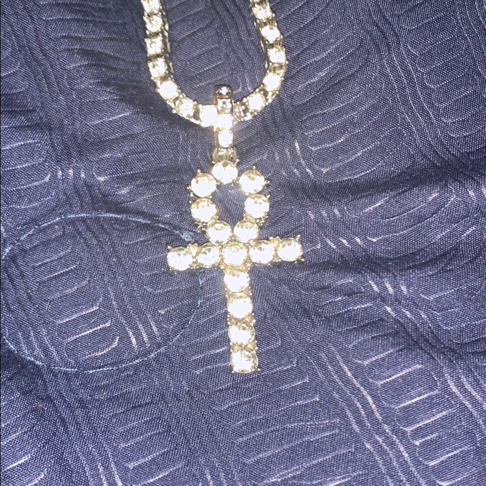 Diamond chain (NOT REAL DIAMONDS)